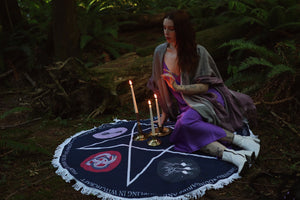 THE TRAVELING SPELL SPACE: HEKATE