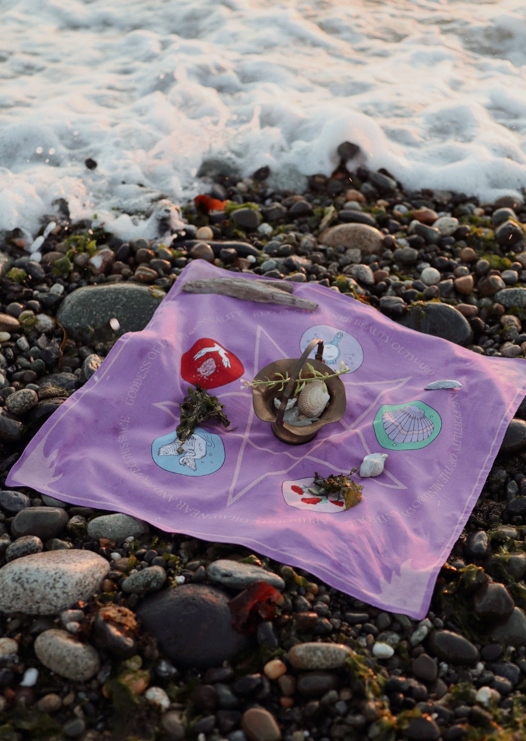 Altar Cloth Bandana: Aphrodite