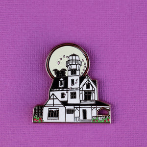 Prac Mag Victorian House Pin