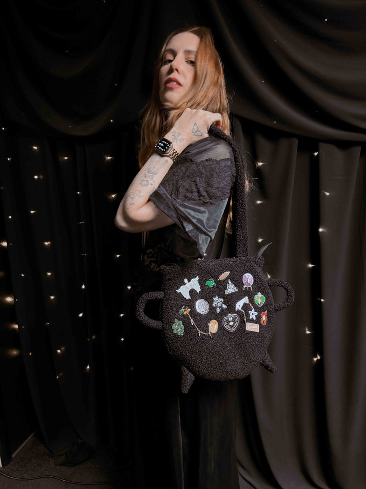 Cozy Cauldron Bag