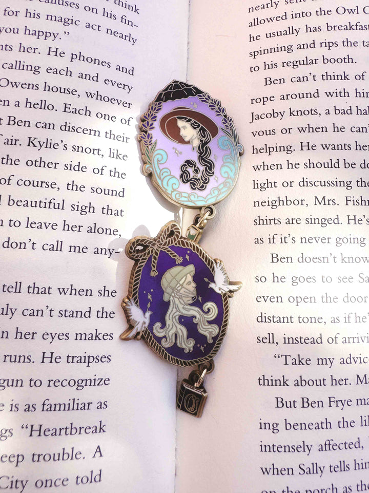 Witchy Aunts Pin Set