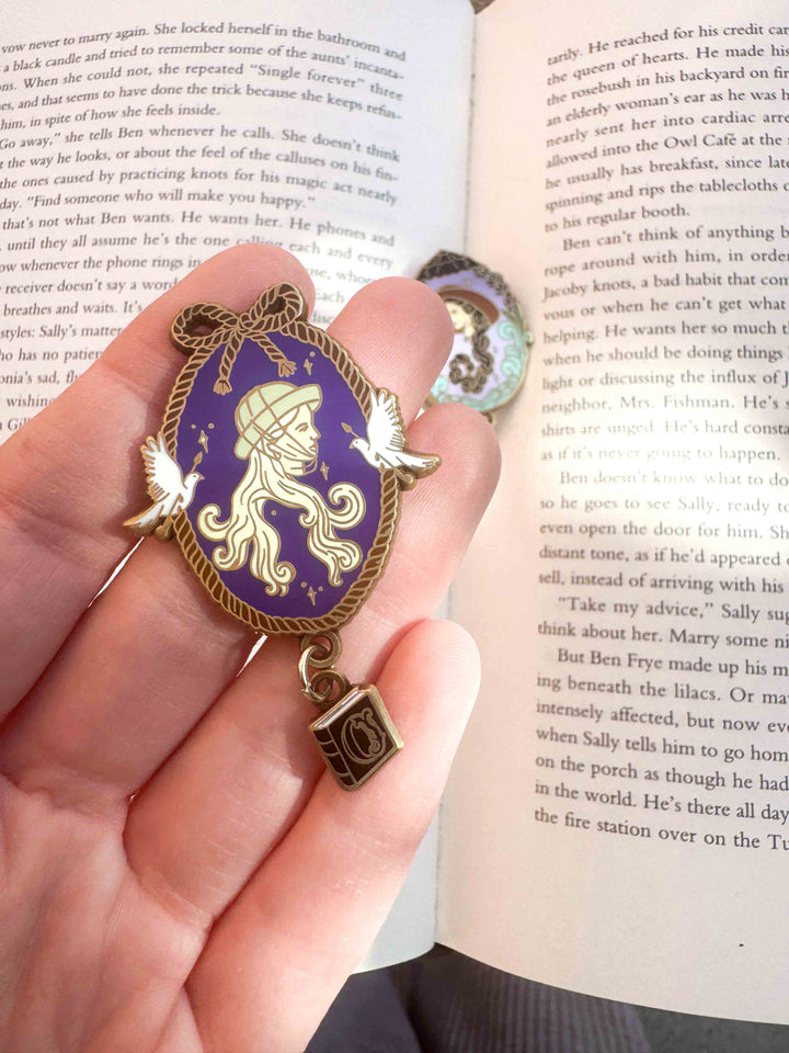 Witchy Aunts Pin Set