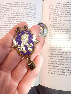 Francis + Jet Owens Pin Set