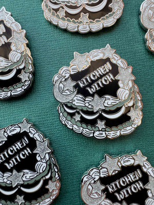 Kitchen Witch Cake Pin