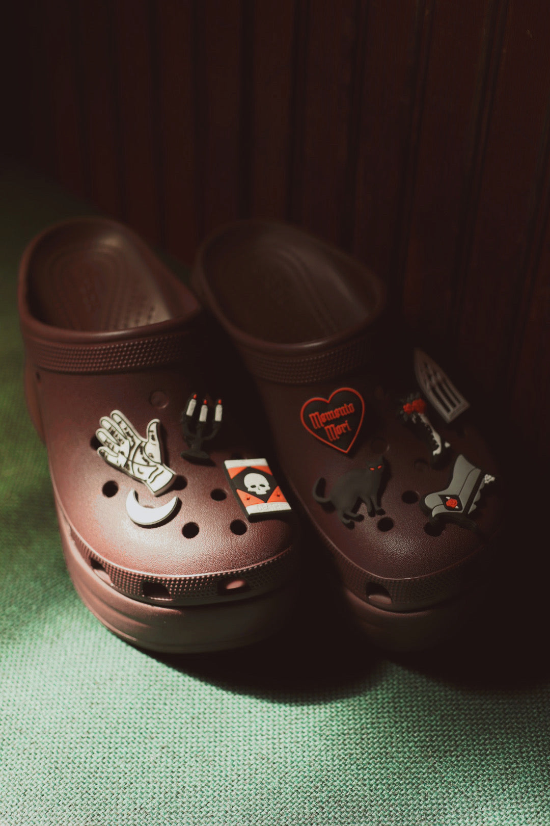 Gothic Manor Shoe Charms