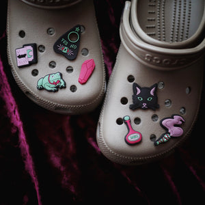 Black Cat Seance Shoe Charms