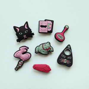 Black Cat Seance Shoe Charms