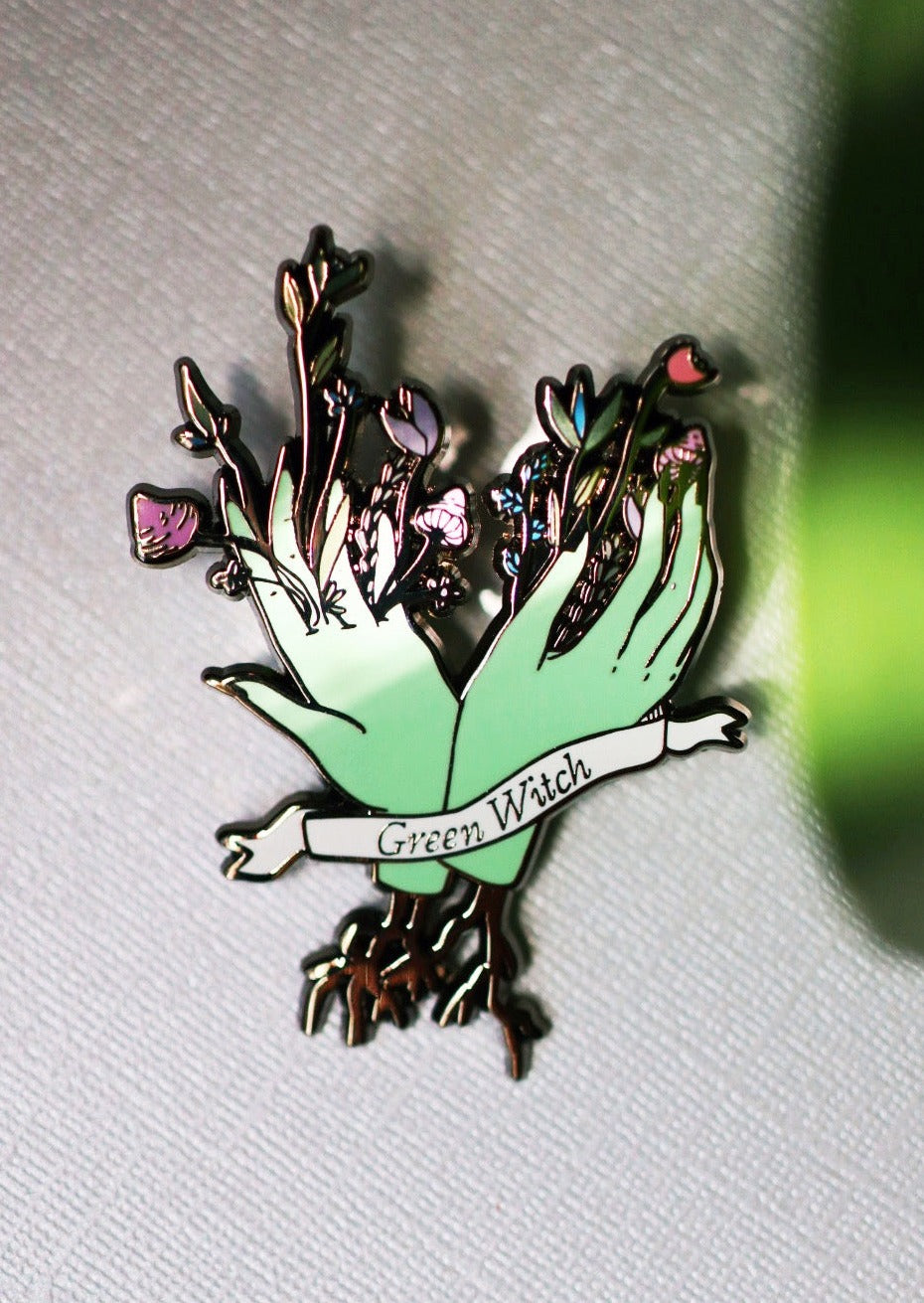 GREEN WITCH PIN BROOCH